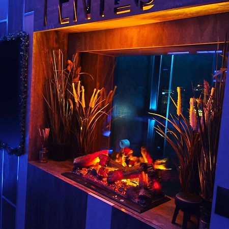 Smart Luxury Penthouse Suites - Private Sauna, Hot-Tub, Home Cinema At The Best Location In סקופיה מראה חיצוני תמונה